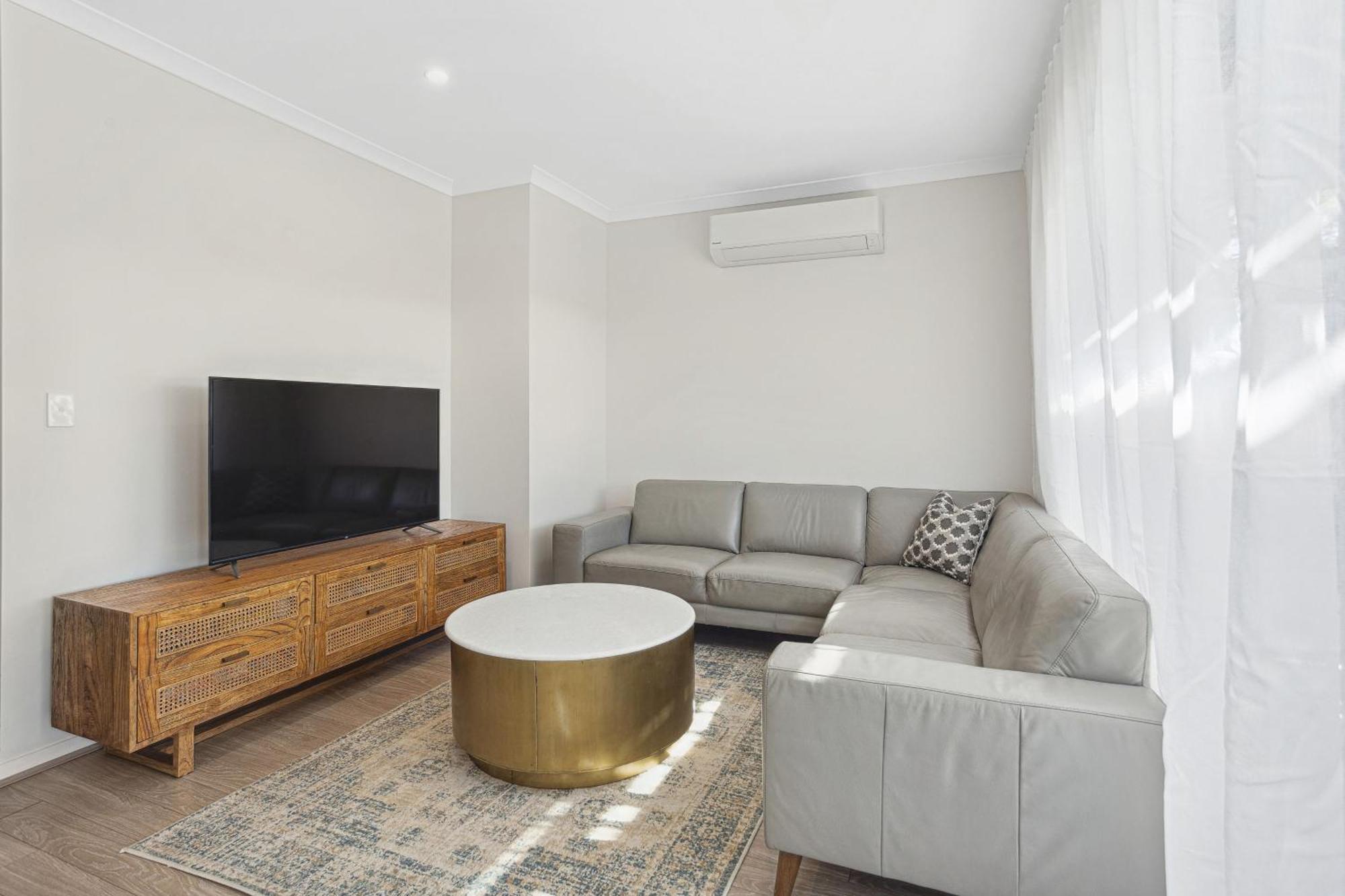 Tranquil Tree Views 2 Bedroom 2 Bathroom Apartment Perth Eksteriør billede