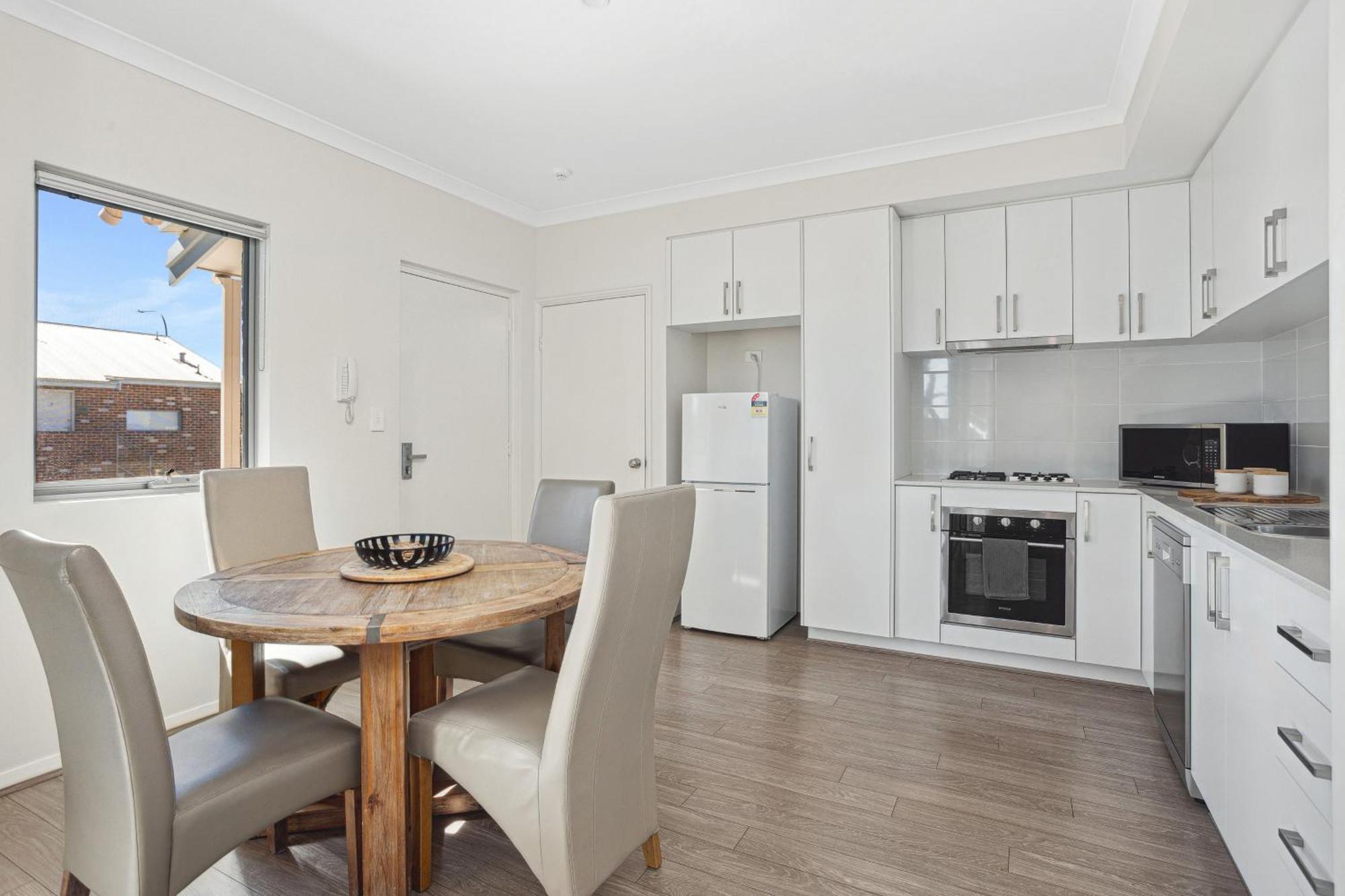 Tranquil Tree Views 2 Bedroom 2 Bathroom Apartment Perth Eksteriør billede